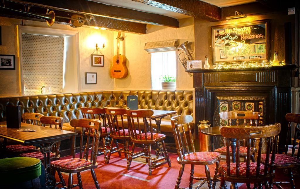 The Red Lion Inn 霍姆弗斯 外观 照片